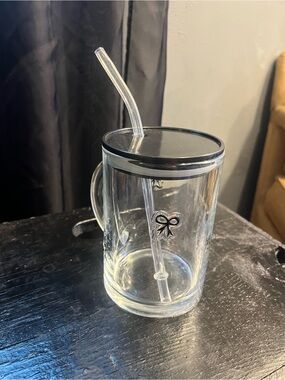 Clear Glass Tumbler with Black Lid & Straw - Bow Detail
